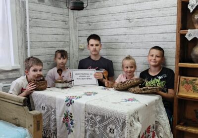 Русская хата ремеслами богата